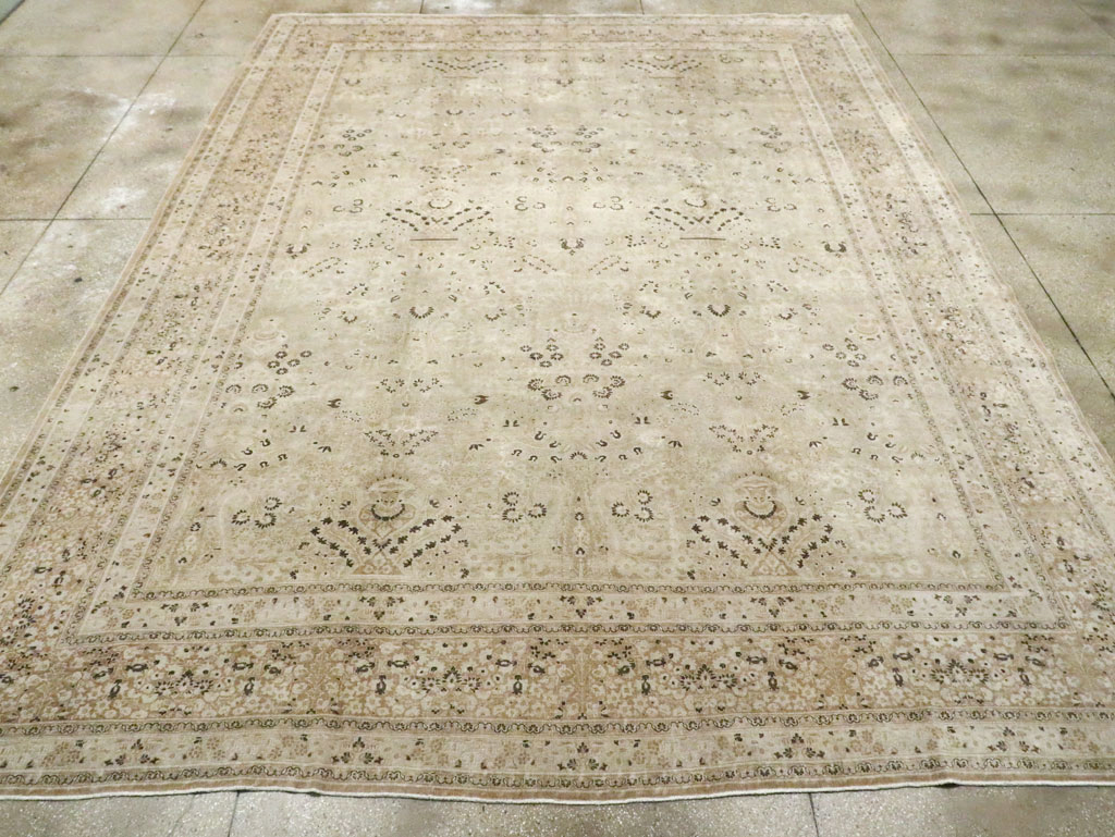 Antique Persian Mashad Carpet, No.18064 - Staging