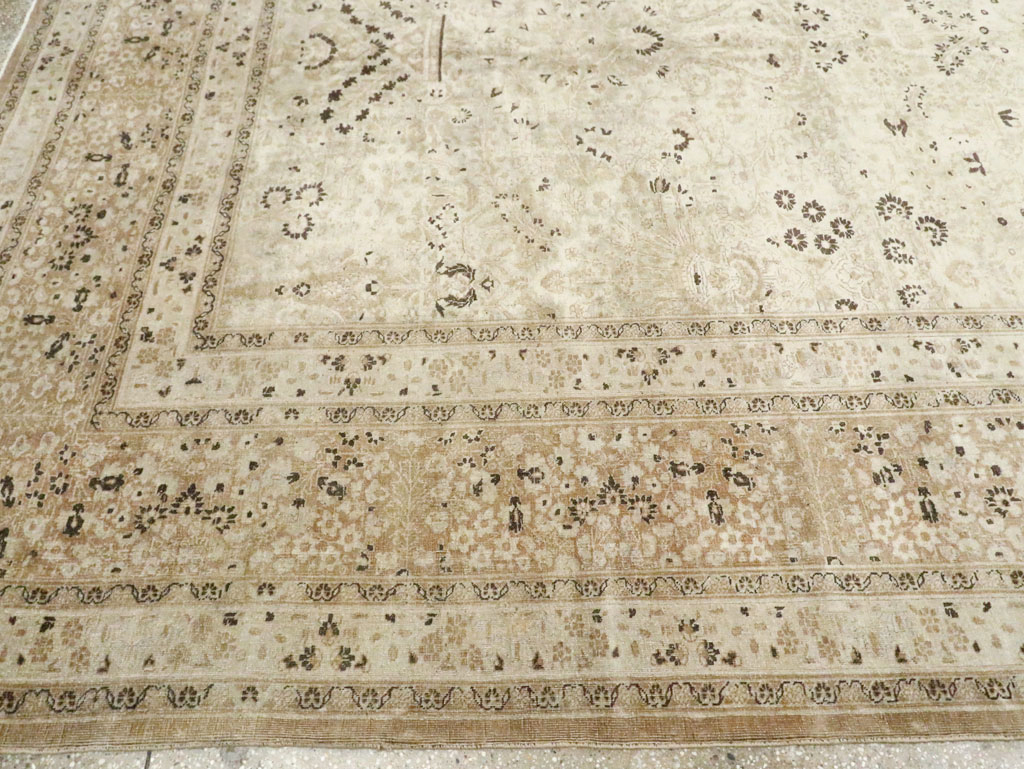 Antique Persian Mashad Carpet, No.18064 - Staging