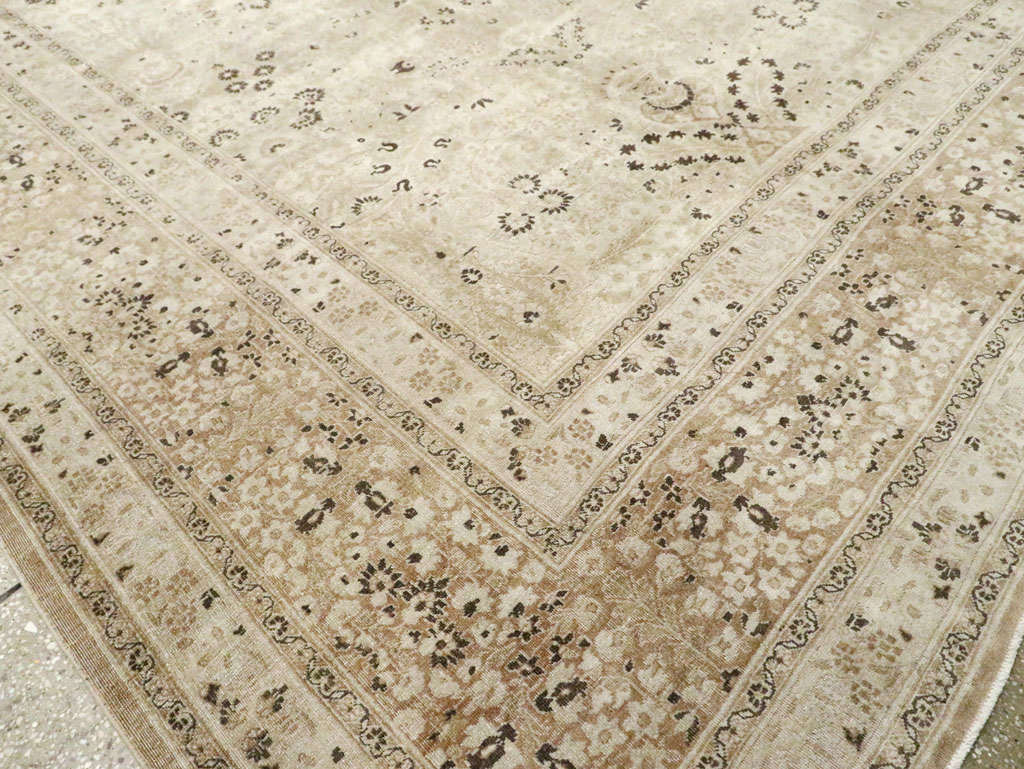 Antique Persian Mashad Carpet, No.18064 - Staging