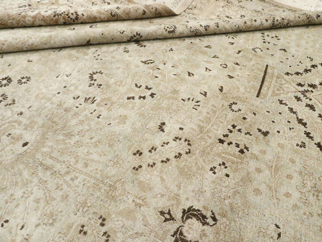 Antique Persian Mashad Carpet, No.18064 - Staging