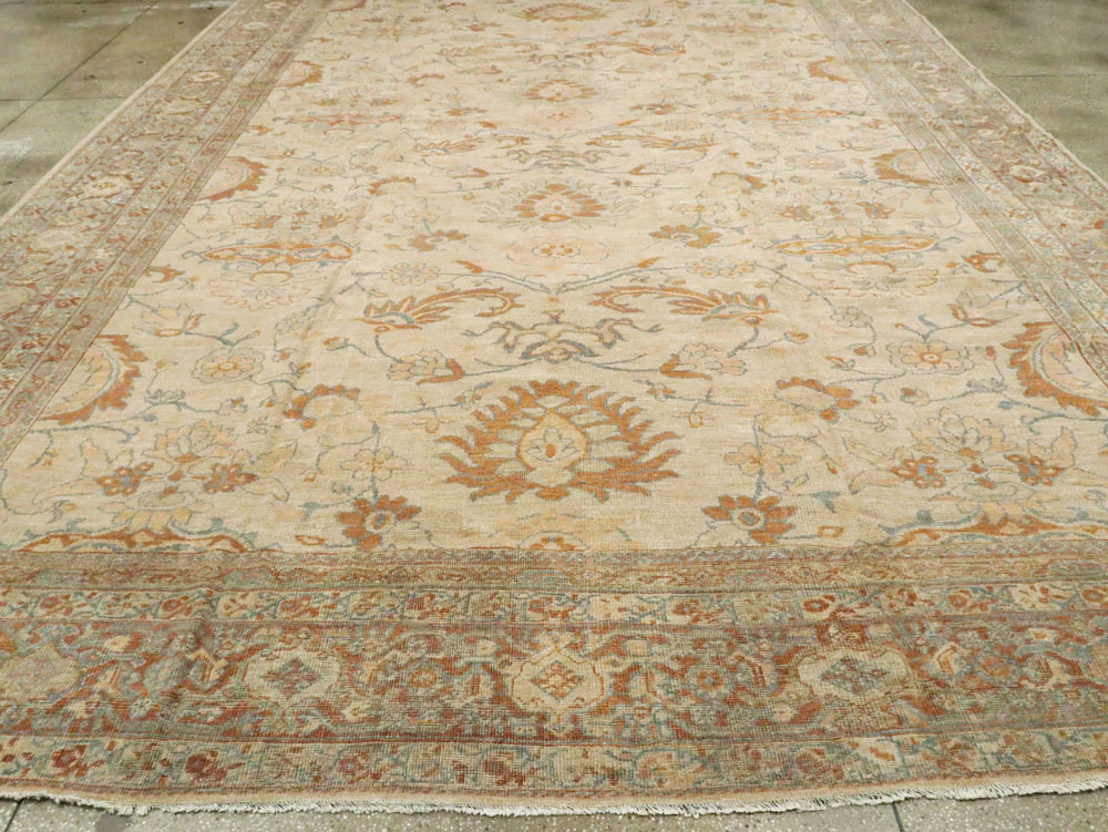 Antique Persian Sultanabad Carpet, No.18068 - Staging