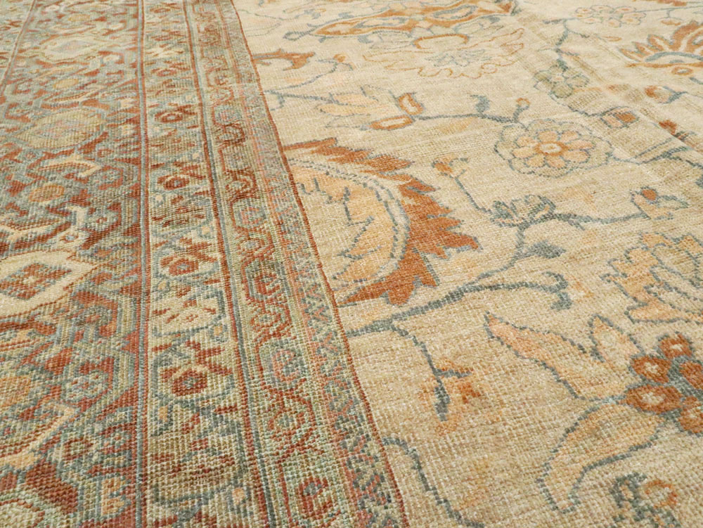 Antique Persian Sultanabad Carpet, No.18068 - Staging