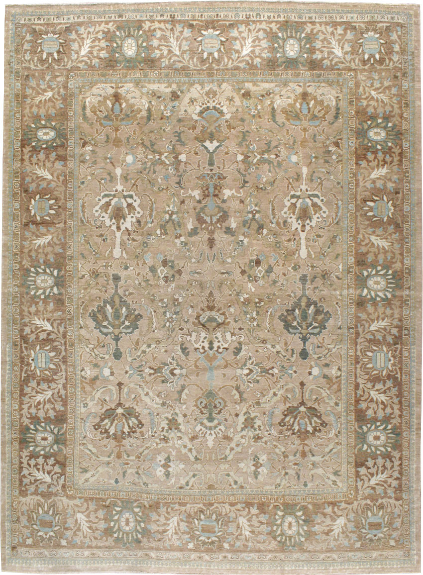 Antique Persian Mahal Carpet, No.18075 - Staging