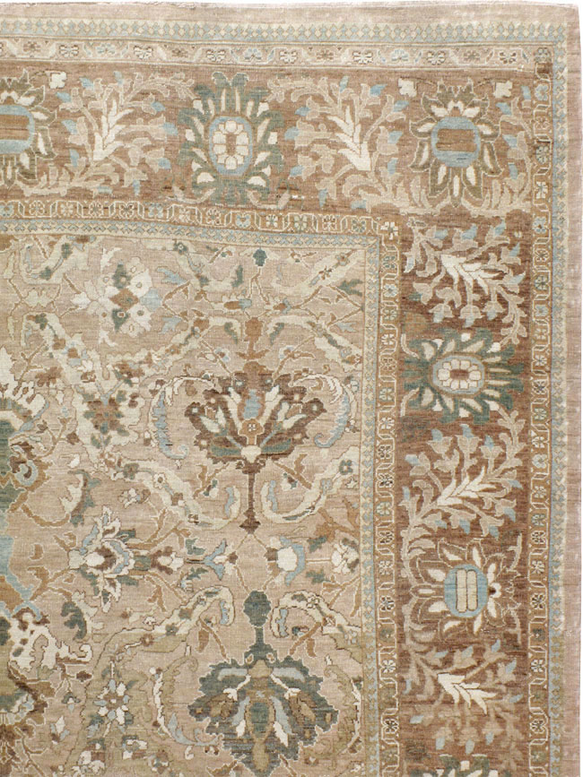 Antique Persian Mahal Carpet, No.18075 - Staging