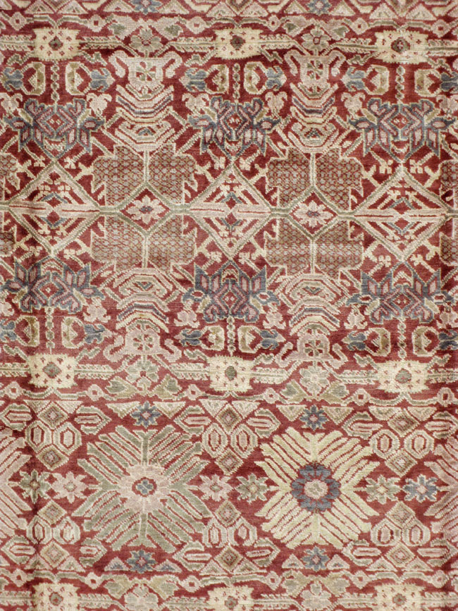 Antique Persian Mahal Carpet, No.18090 - Staging
