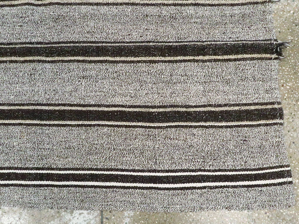 Vintage Turkish Flat-weave Kilim, No.18101 - Staging