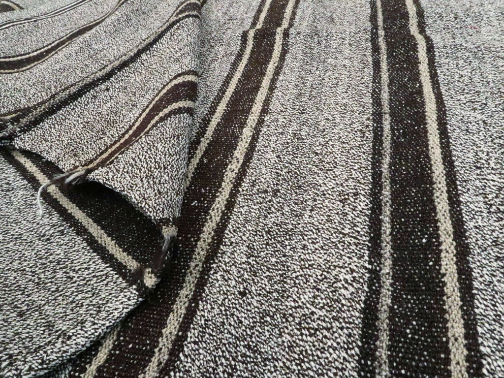 Vintage Turkish Flat-weave Kilim, No.18101 - Staging