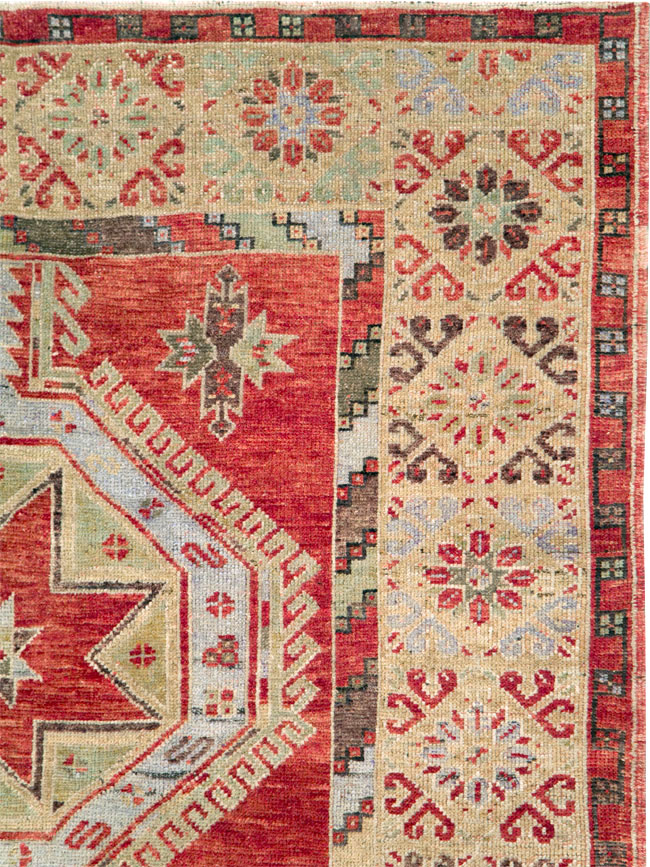 Vintage Turkish Oushak Rug, No.18121 - Staging