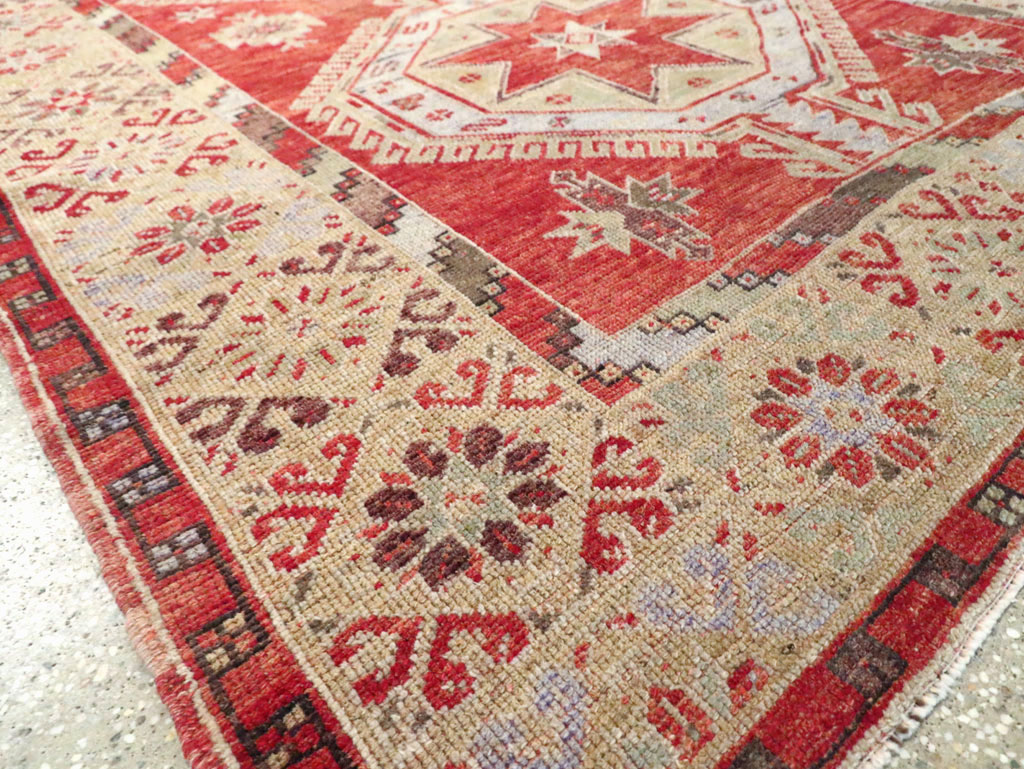 Vintage Turkish Oushak Rug, No.18121 - Staging
