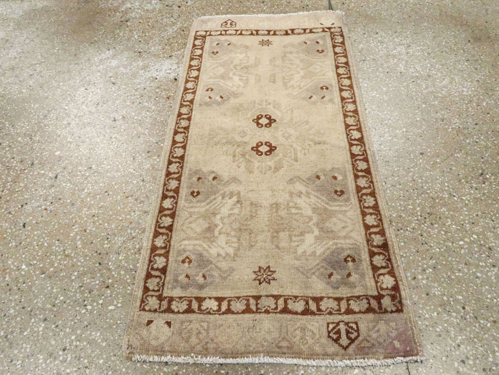 Antique Turkish Oushak Rug, No.18132 - Staging