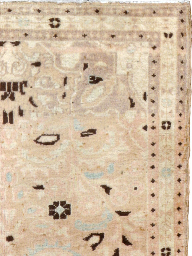 Antique Persian Tabriz Rug, No.18160 - Staging