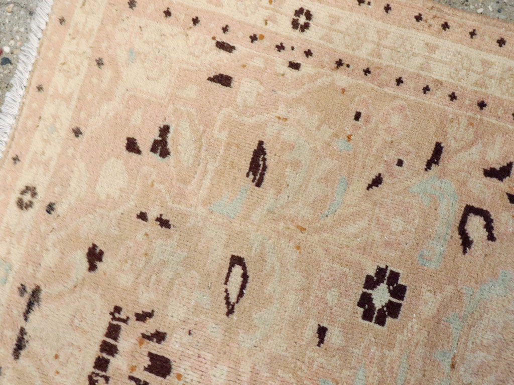 Antique Persian Tabriz Rug, No.18160 - Staging