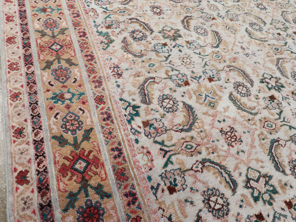 Vintage Persian Mahal Small Room Size Carpet, No.18221 - Staging