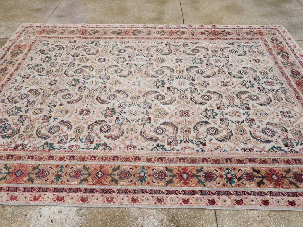 Vintage Persian Mahal Small Room Size Carpet, No.18221 - Staging
