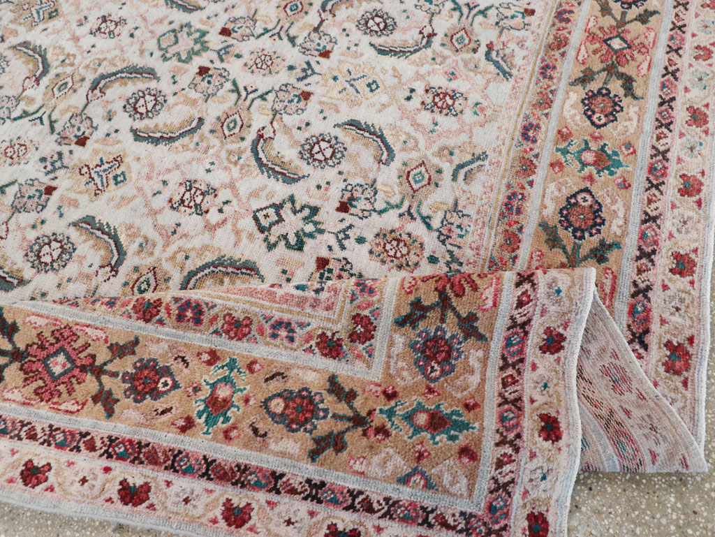 Vintage Persian Mahal Small Room Size Carpet, No.18221 - Staging