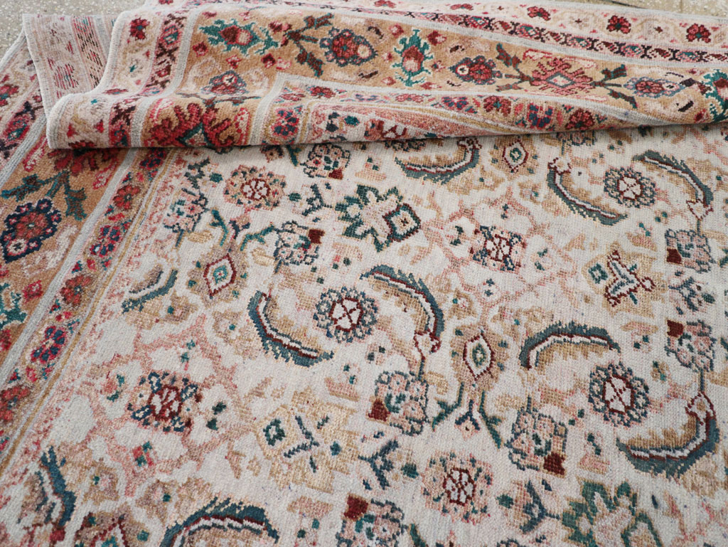 Vintage Persian Mahal Small Room Size Carpet, No.18221 - Staging