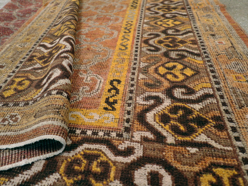 Vintage East Turkestan Khotan Carpet, No.18229 - Staging