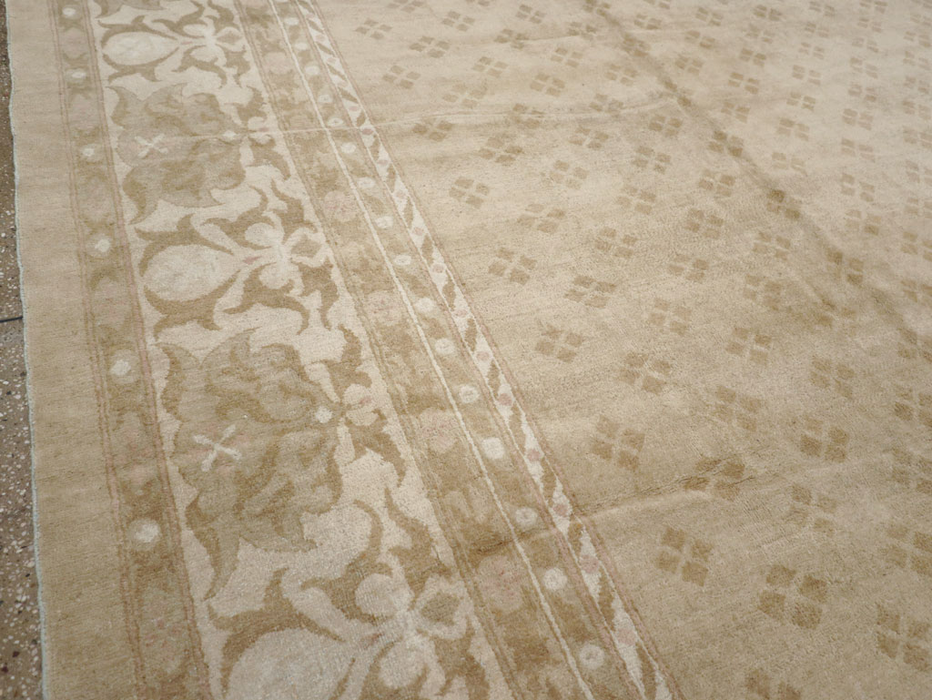 Antique Indian Agra Carpet, No.18259 - Staging