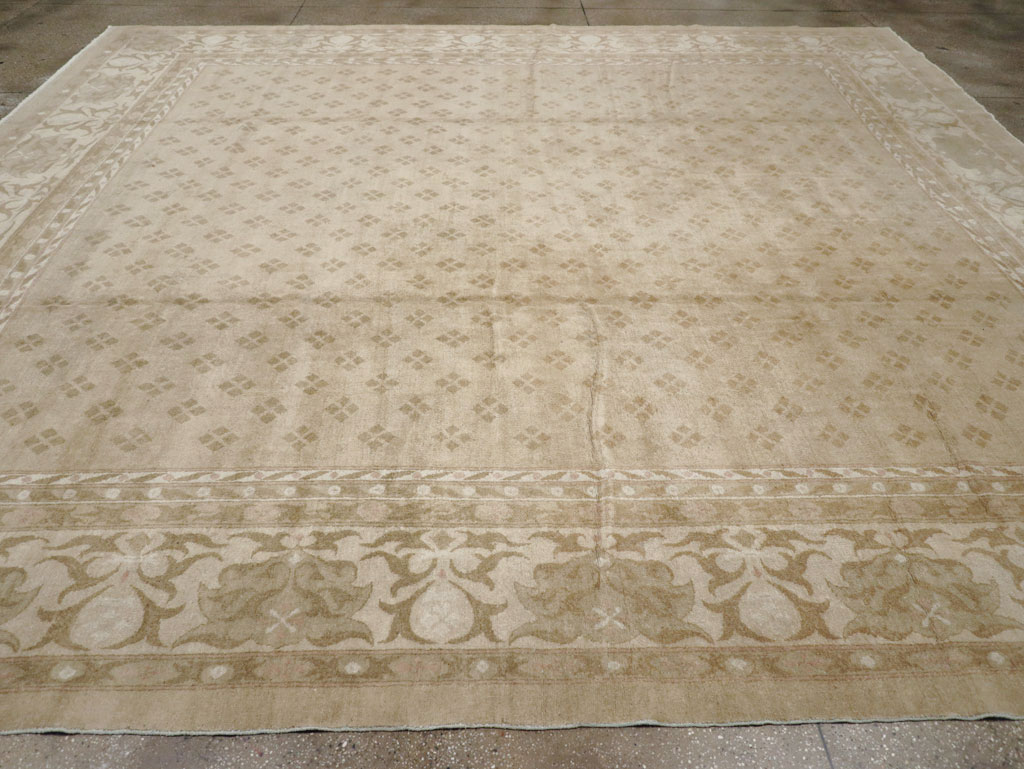 Antique Indian Agra Carpet, No.18259 - Staging