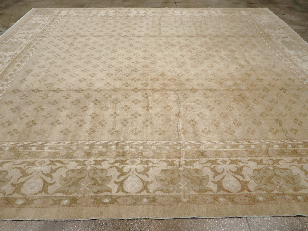 Antique Indian Agra Carpet, No.18259 - Staging