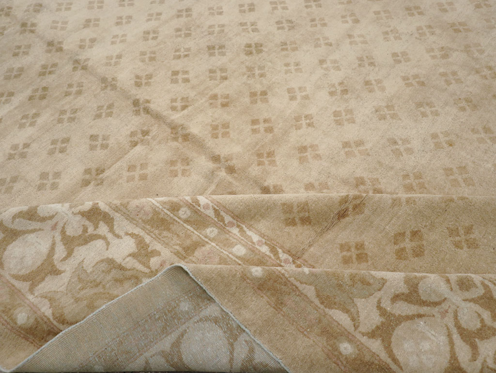 Antique Indian Agra Carpet, No.18259 - Staging