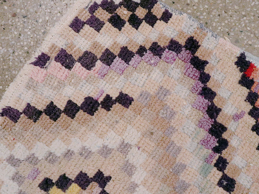 Vintage Anatolian Rug, No.18269 - Staging