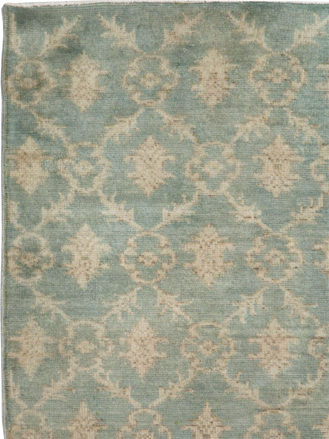 Vintage Turkish Anatolian Throw Rug, No.18272 - Staging