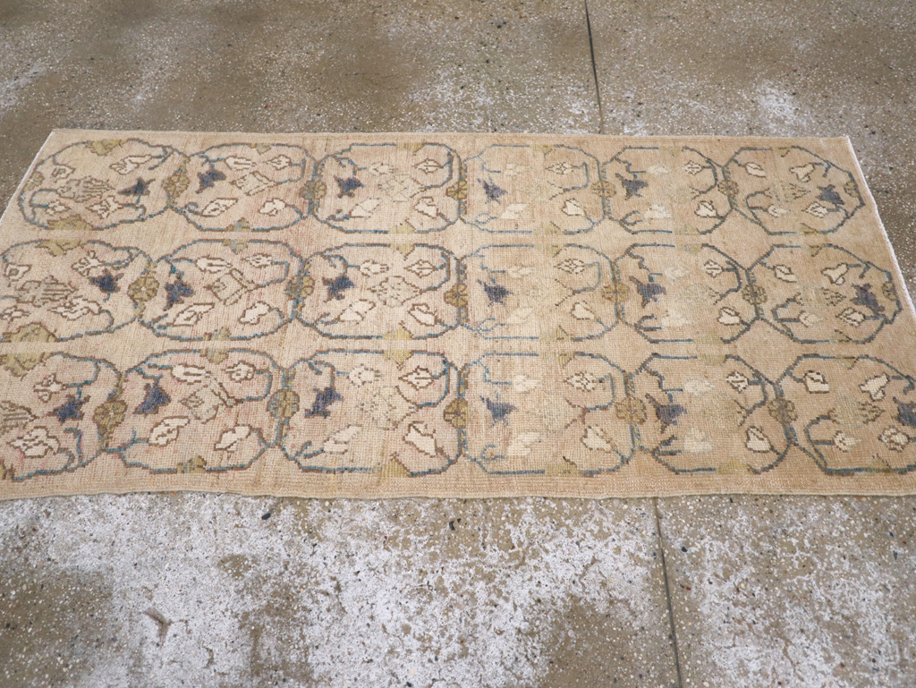 Vintage Turkish Anatolian Rug, No.18277 - Staging