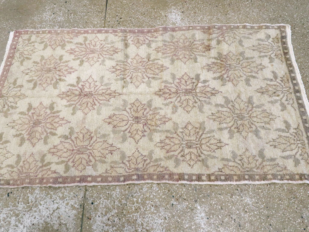 Vintage Turkish Anatolian Rug, No.18295 - Staging