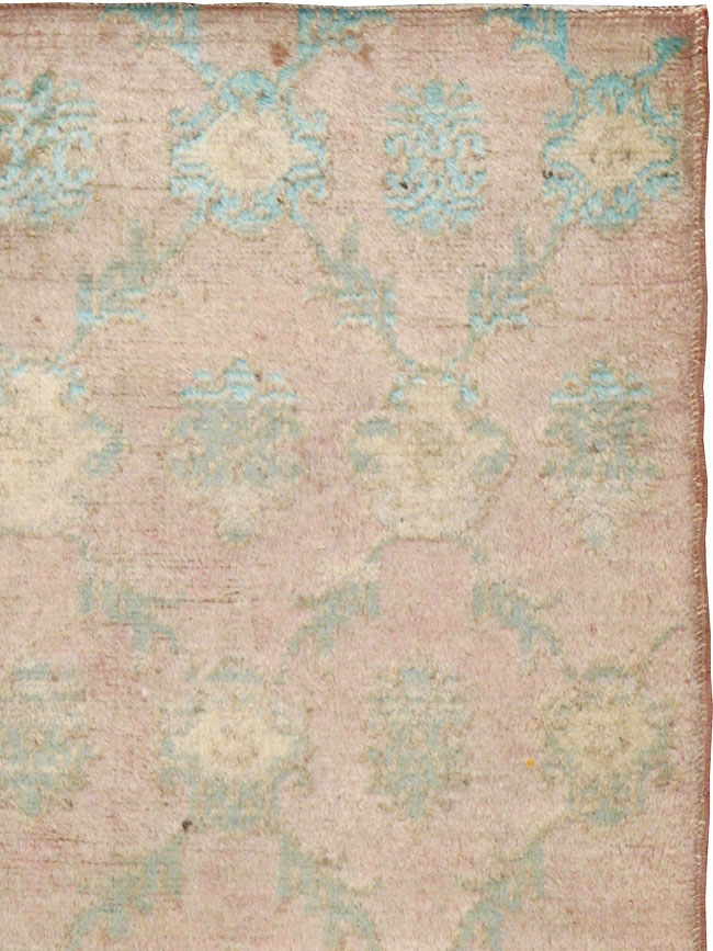 Vintage Turkish Anatolian Rug, No.18298 - Staging