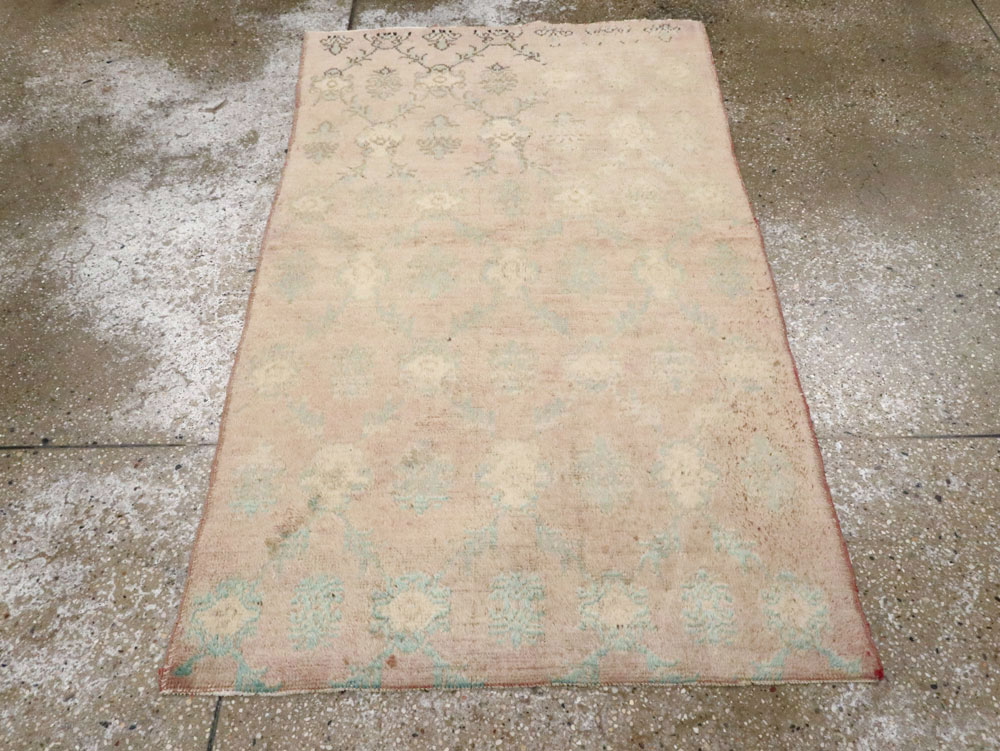 Vintage Turkish Anatolian Rug, No.18298 - Staging