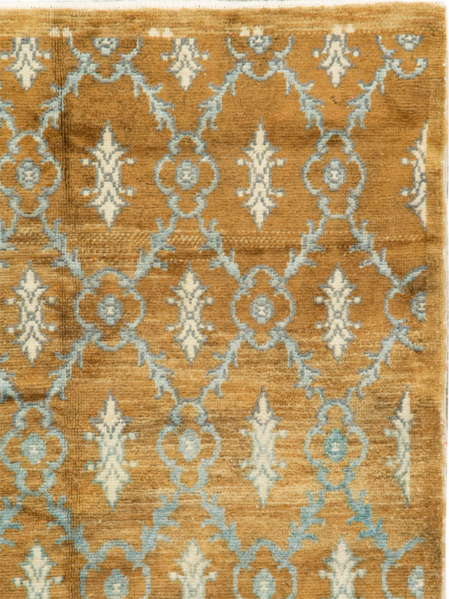 Vintage Turkish Anatolian Rug, No.18299 - Staging