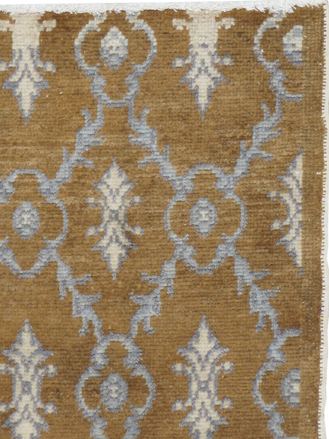Vintage Turkish Anatolian Rug, No.18299 - Staging