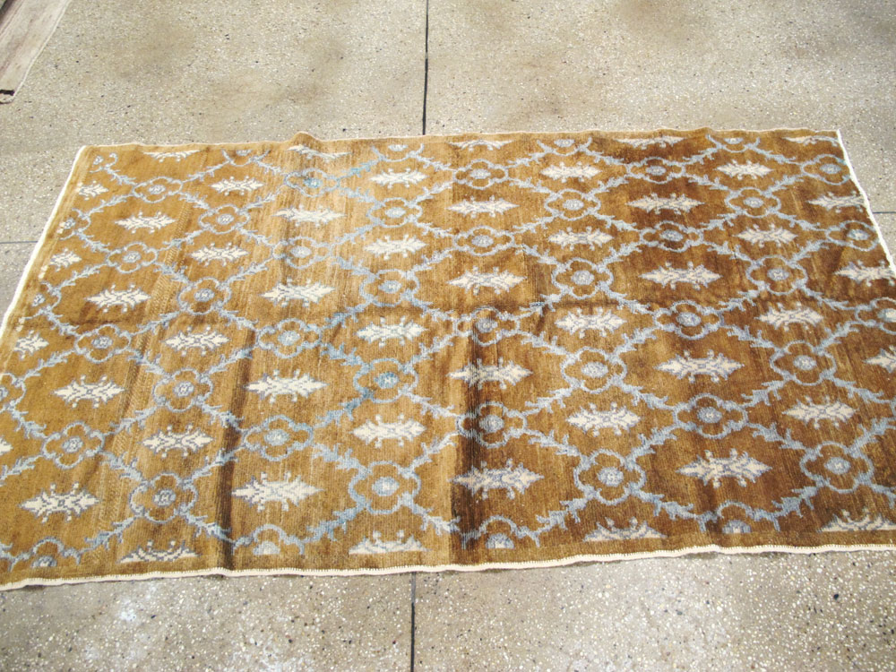 Vintage Turkish Anatolian Rug, No.18299 - Staging