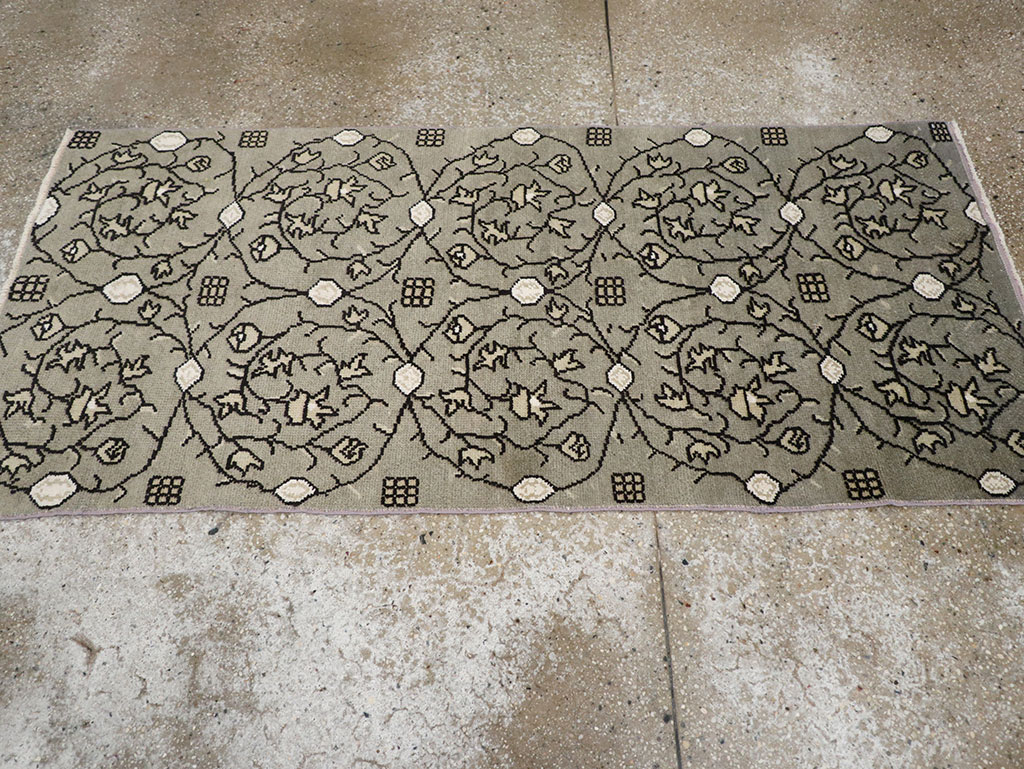 Vintage Turkish Anatolian Rug, No.18300 - Staging