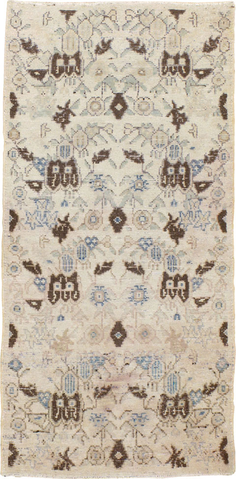 Vintage Turkish Anatolian Rug, No.18306 - Staging