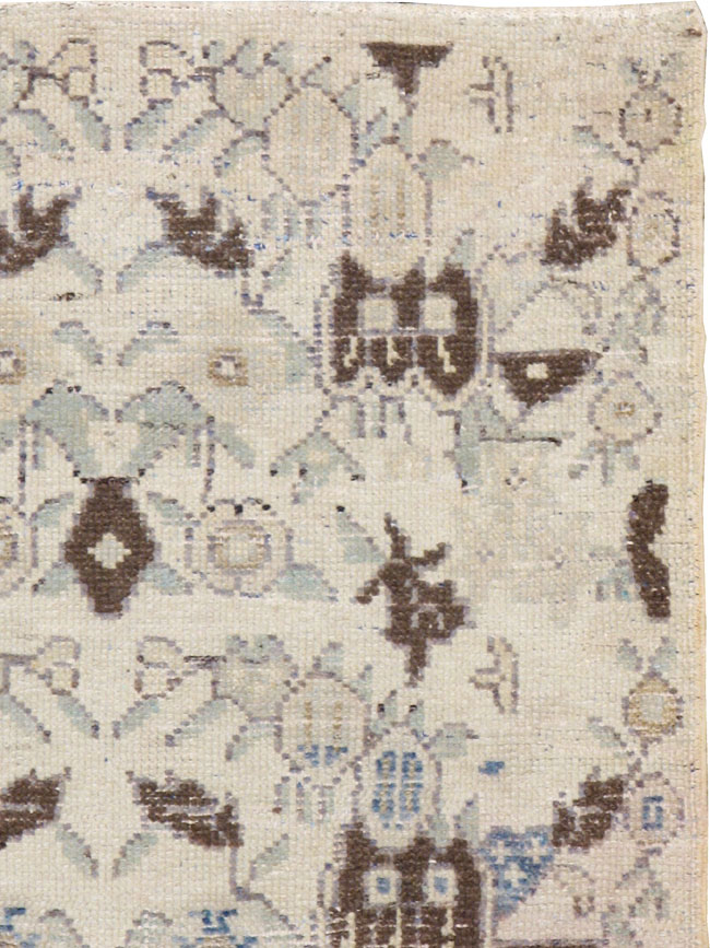 Vintage Turkish Anatolian Rug, No.18306 - Staging