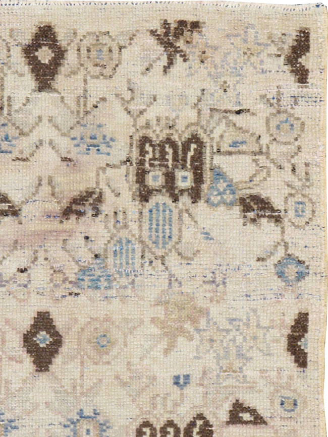 Vintage Turkish Anatolian Rug, No.18306 - Staging
