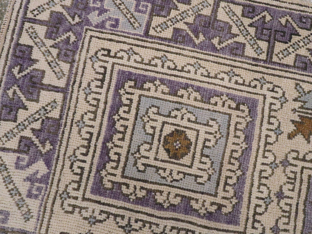 Vintage Turkish Anatolian Rug, No.18313 - Staging
