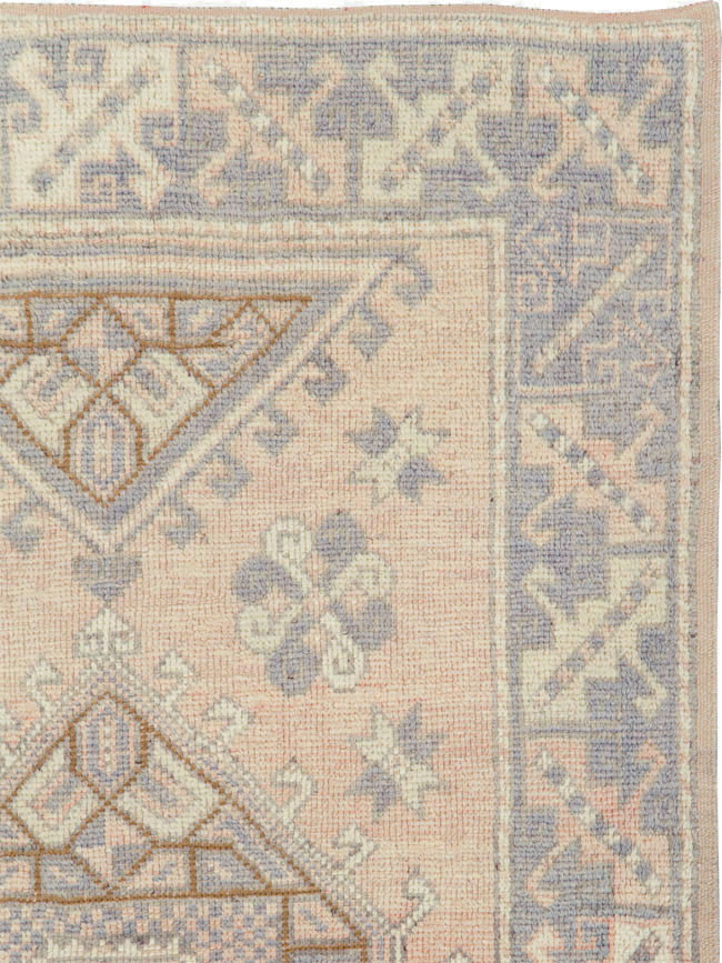 Vintage Turkish Anatolian Rug, No.18315 - Staging