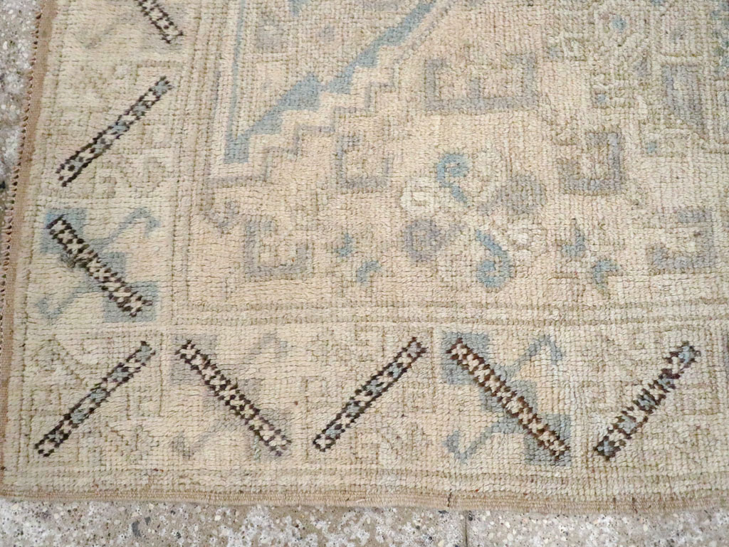 Vintage Anatolian Rug, No.18316 - Staging