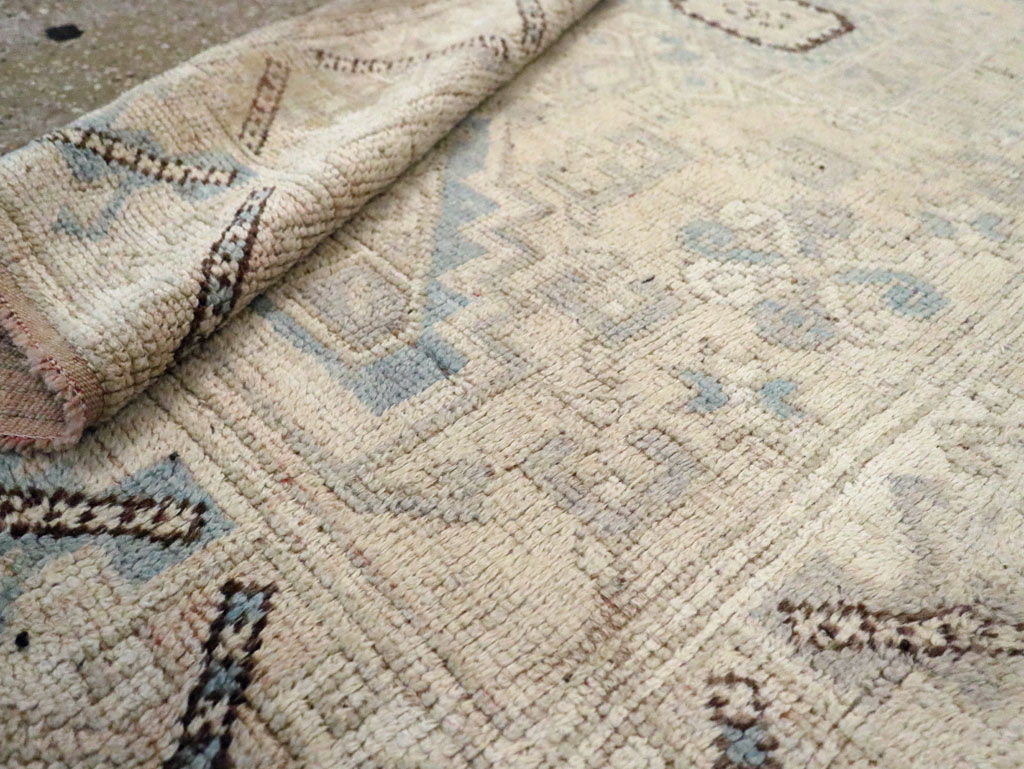 Vintage Anatolian Rug, No.18316 - Staging