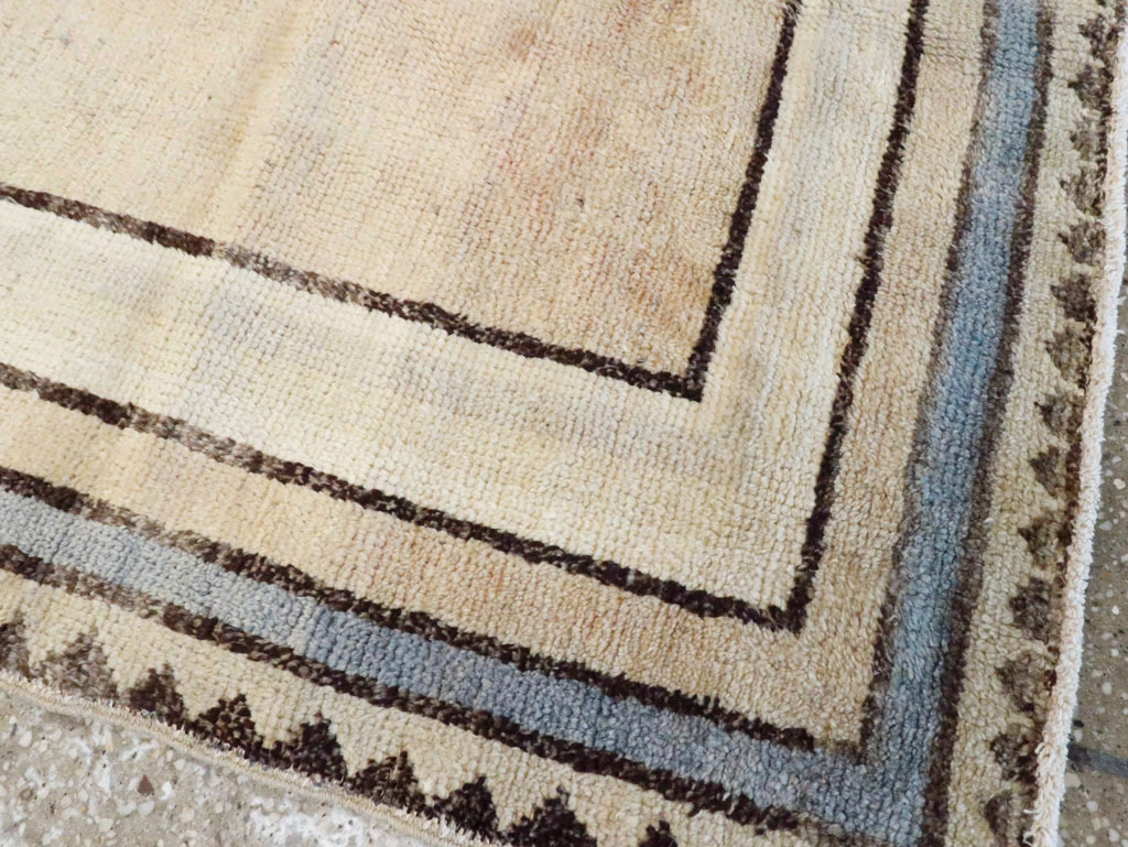Vintage Turkish Anatolian Rug, No.18324 - Staging