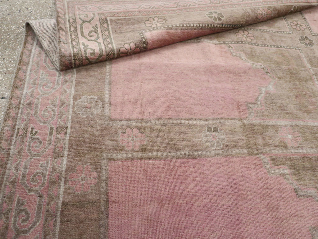 Vintage East Turkestan Khotan Accent Carpet, No.18360 - Staging