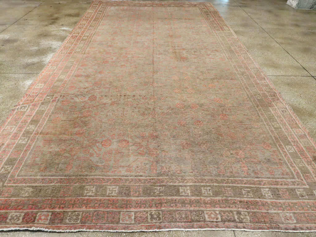 Vintage East Turkestan Khotan Gallery Carpet, No.18374 - Staging