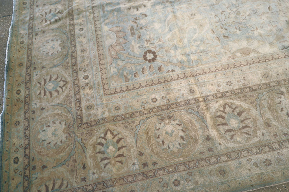 Antique Persian Tabriz Carpet, No.18382 - Staging