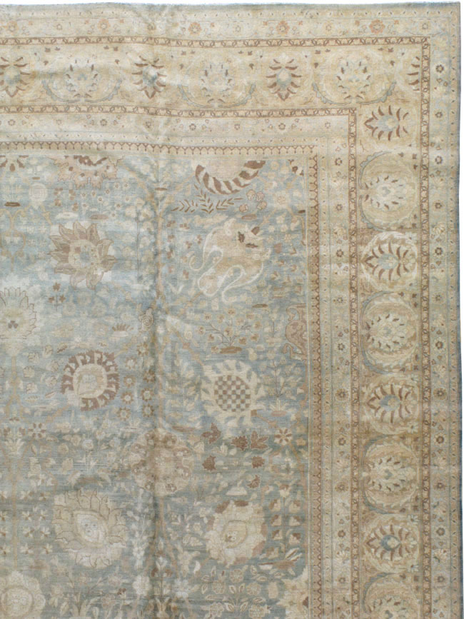 Antique Persian Tabriz Carpet, No.18382 - Staging