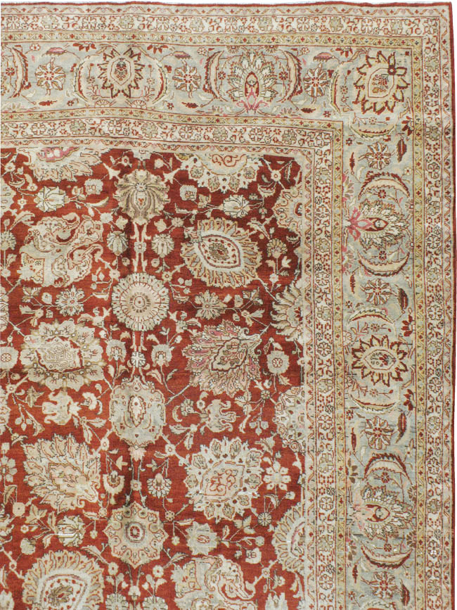 Antique Persian Mahal Carpet, No.18385 - Staging