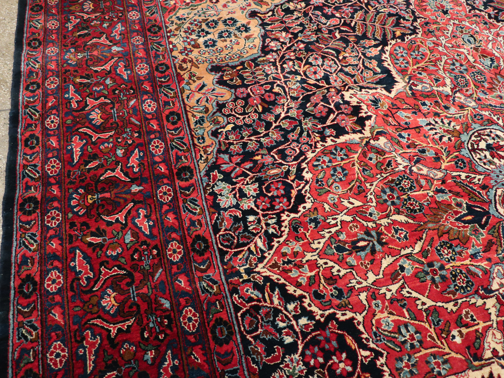 Antique Persian Sarouk Carpet, No.18387 - Staging