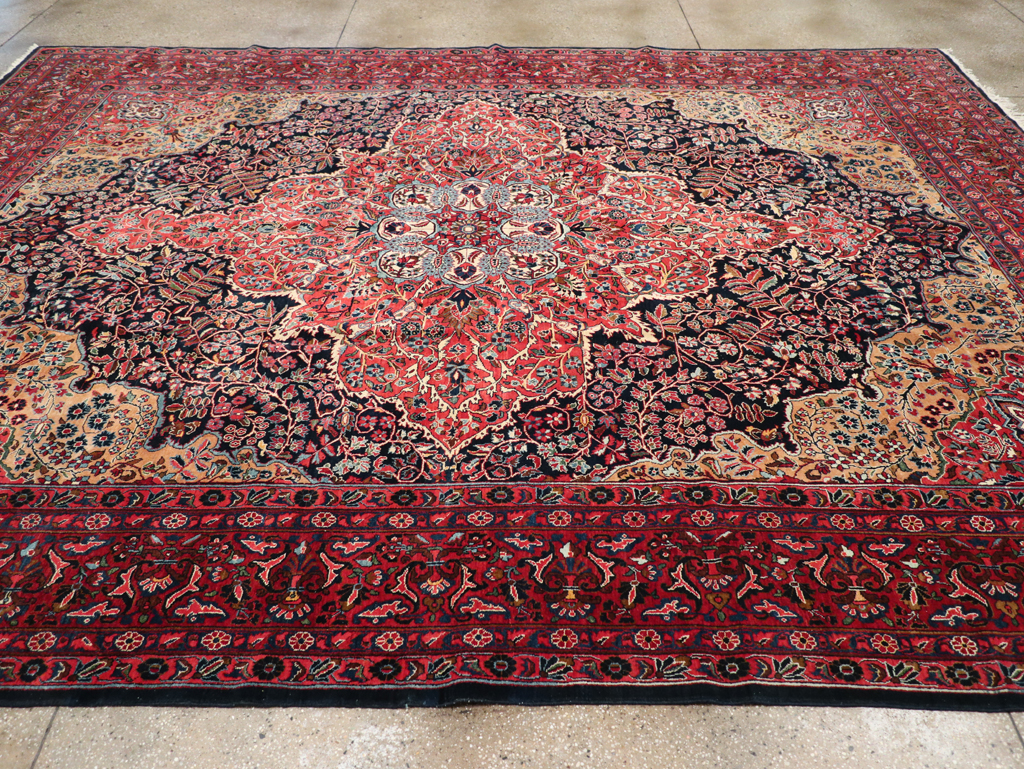 Antique Persian Sarouk Carpet, No.18387 - Staging